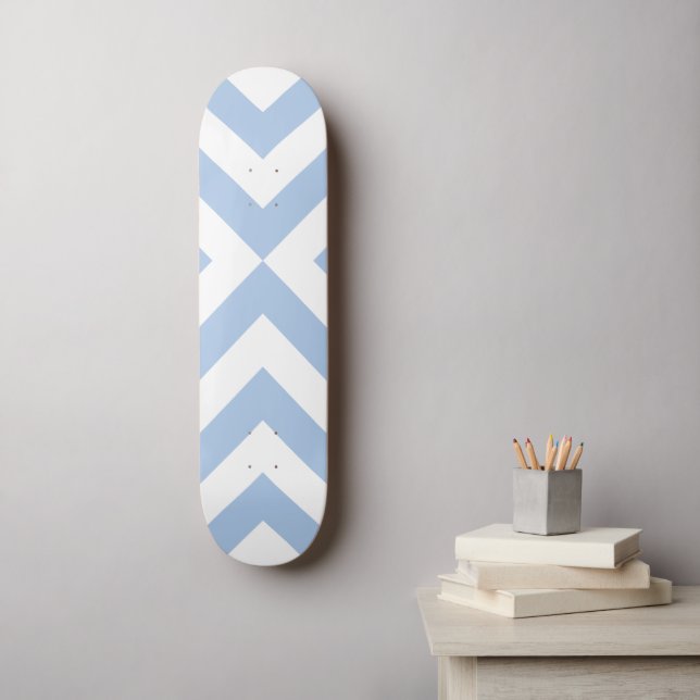 Skateboard Chevrons bleu clair et blanc (Art mural)