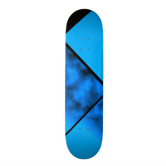 Skateboard Ciel nocturne bleu au néon avec la plate-forme