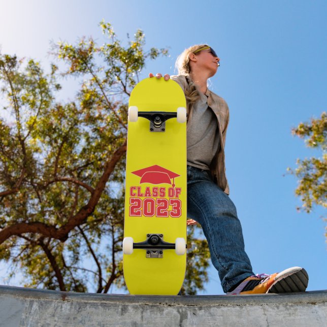 SKATEBOARD CLASSE DE 2023 (Extérieur 1)