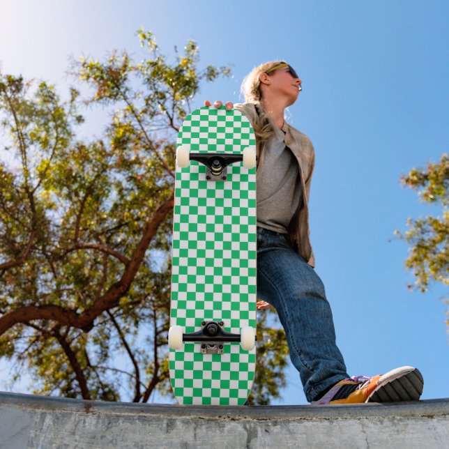 Skateboard Classique vert à carreaux  (Extérieur 1)
