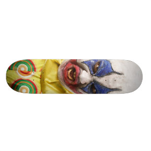 Skateboard clown mauvais