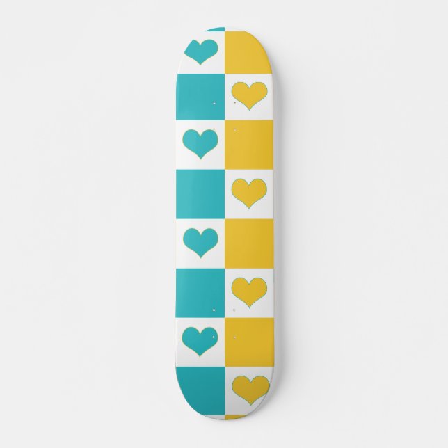Skateboard Coeurs en damier en Turquoise et Jaune (Devant)