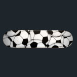 Skateboard Collage de balle de football<br><div class="desc">Tableau de collage de la balle de football</div>