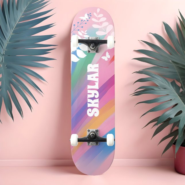 Skateboard Coloré brillant Rainbow Pride Motif Floral rose (Colourful Bright Rainbow Pride Pattern Floral Pink Skateboard)