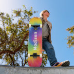 Skateboard Coloré moderne Rainbow Tie Dye Swirl Nom personnal<br><div class="desc">Colorful Moderne Rainbow Tie Dye Swirl Nom personnalisé Skateboard comprend votre nom personnalisé dans la typographie moderne sur un arrière - plan tourbillon couleur arc-en-ciel teint. Personnalisez en modifiant le texte dans la zone de texte fournie. Offrez un cadeau sur mesure, un skateboard personnalisé à votre skateboarder préféré pour Noël,...</div>