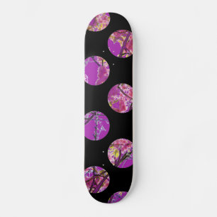 Skateboard Colorful purple circles on black
