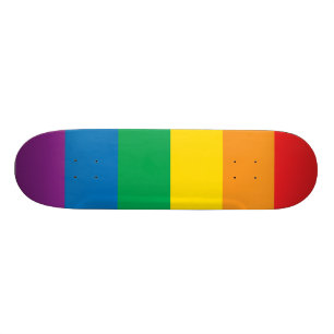 Skateboard Conception colorée d'arc-en-ciel de la fierté