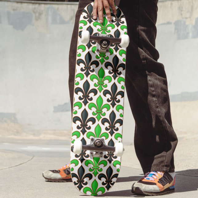 Skateboard Conception de motif baroque fleur de lis noir vert (Créateur téléchargé)