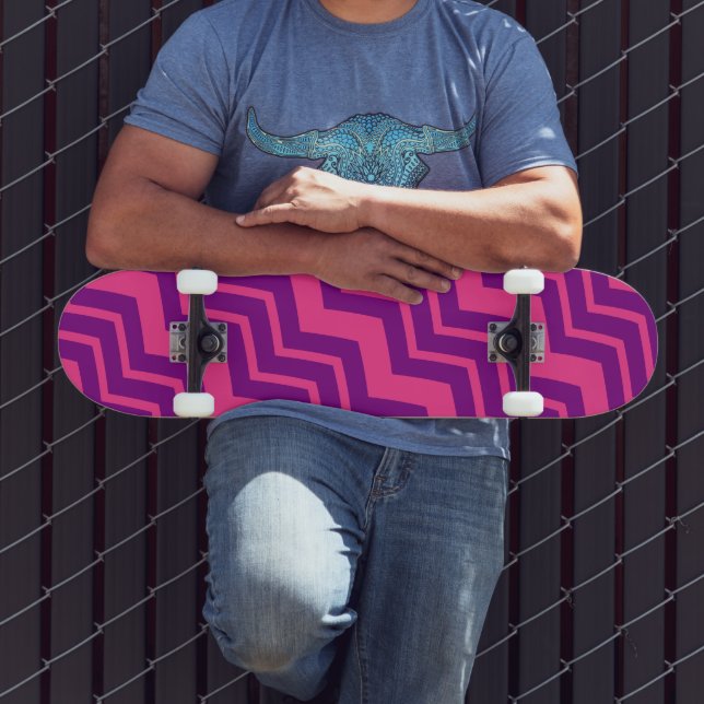 Skateboard Conception de motif chevron rose et violet  (Extérieur 3)