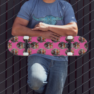 Skateboard Conception de motif tête de tigre rose