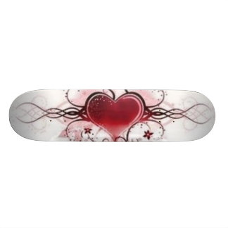 Skateboard conception de tatouage de coeur