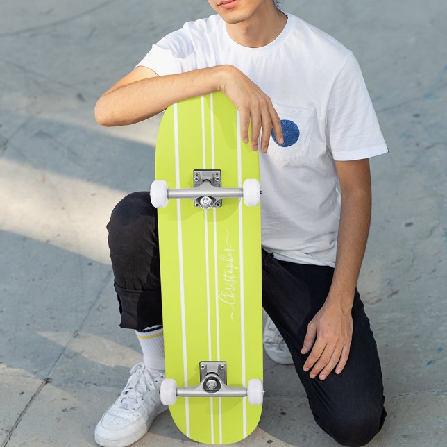 Skateboard Cool Lime Green White Racing Stripes Monogrammé (Cool Lime Green White Racing Stripes Monogrammed Skateboard)