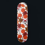 Skateboard Couleur d'eau Maple Leaf Citrouille Acorn Chat Fox<br><div class="desc">Ce motif mignon et cool est parfait pour les saisons automne et automne. Il présente un renard rouge, noir et blanc peint à la main, des feuilles d'aquarelle brun, châtaignier et rouge bordeaux, des petits glands bruns et des citrouilles oranges sur un arrière - plan blanc simple. Son art, moderne,...</div>