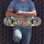 Skateboard Créez votre propre collection photo 12 - bandes ré<br><div class="desc">Une excellente façon d'afficher vos photos carrés à partir de votre compte en ligne. Ajoutez 12 photos — le carré haché fonctionne le mieux. Un motif rétro à rayures aux couleurs chaudes met en valeur l'affichage photo en diamant.</div>