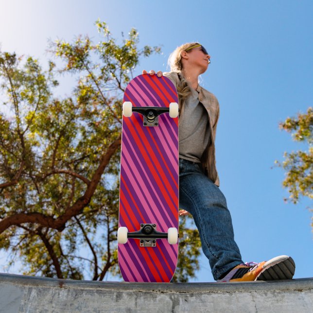 Skateboard Design à rayures verticales rose violet rouge   (Extérieur 1)