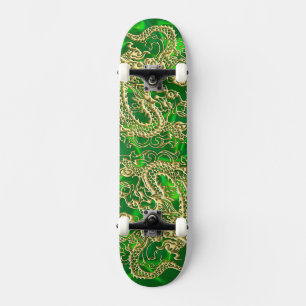 Skateboard Dragon doré embossé sur satin vert