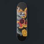 Skateboard Dragon Personnalisé<br><div class="desc">Carte de skateboard de dragon d'art asiatique audacieuse personnalisée avec vos initiales au milieu.</div>