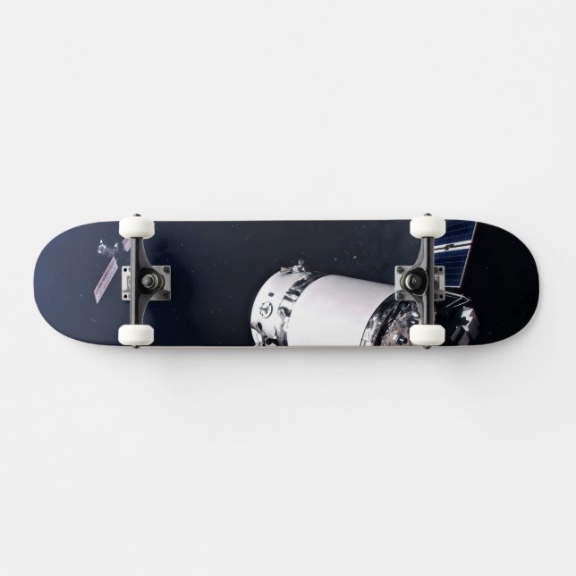 Skateboard Dragon Xl Spacecraft S'Approche D'Une Passerelle L (Horz)