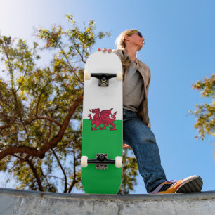 Skateboard Drapeau celtique du Dragon rouge du Pays de Galles