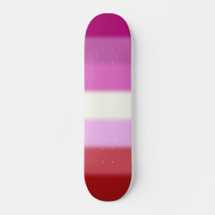Skateboard Drapeau de la Fierté lesbienne tombée