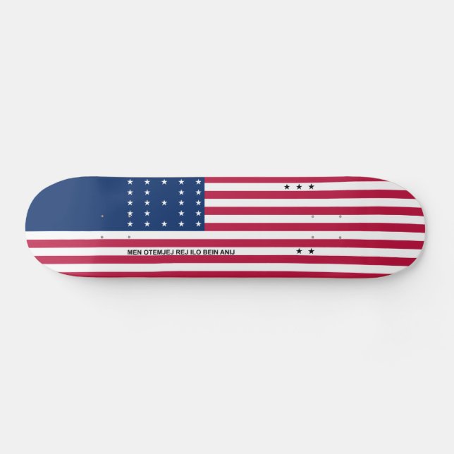 Skateboard Drapeau de l'atoll de Bikini Patriotique (Horz)