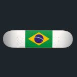Skateboard Drapeau du Brésil<br><div class="desc">Des ressembler originaux de conception de drapeau à elle ont été peints dessus ! Commémorez vos voyages du monde, célébrez votre héritage ou montrez à chacun combien vous aimez votre maison ! Cette image est disponible sur une série de produits. Contrôle tout de nos autres conceptions chez http://www.zazzle.com/zipperedflags avez-vous une...</div>
