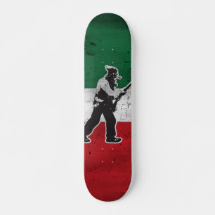 Skateboard Drapeau Québec et Patriote Henri Julien érodé