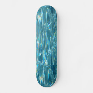 Skateboard eau calme