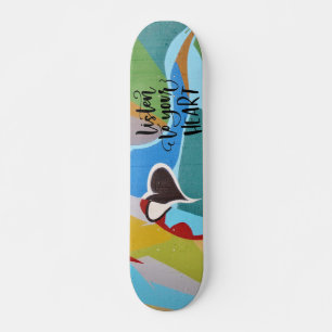 Skateboard Écoutez votre cœur   Cœur de graffiti coloré