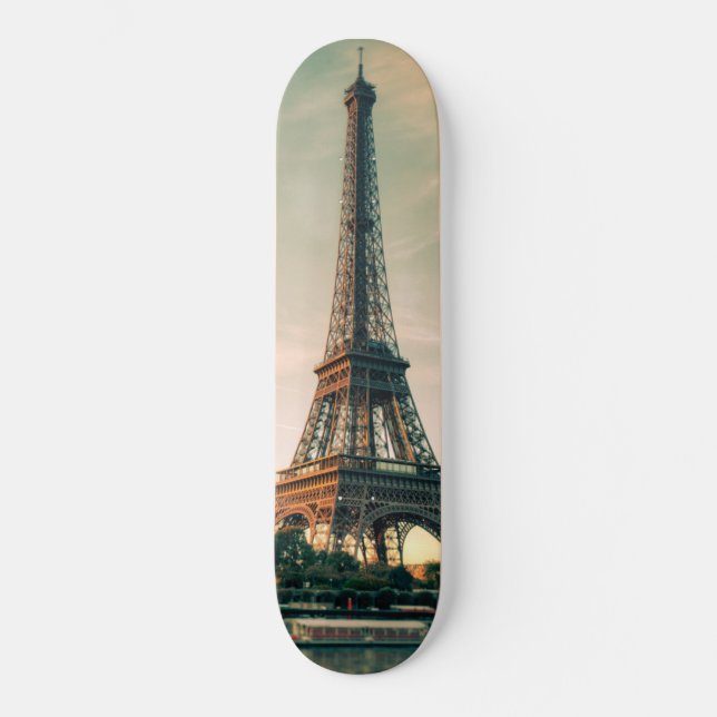 Skateboard Eiffel tour lancer oreiller (Recto)