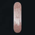 Skateboard Élégant Parties scintillant  Rose Monogramme or Sc<br><div class="desc">Moderne Elegant Blush Rose Rose Parties scintillant or étincelant Monogramme Nom du script Skateboard</div>