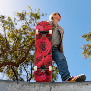 Skateboard Elegant red roses red flowers red floral
