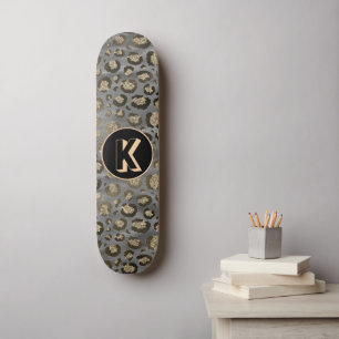 Skateboard Empreinte de léopard Glittery sur Monogramme gris 