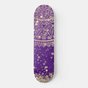 Skateboard Enchanter Mandala avec des étoiles d'or sur violet