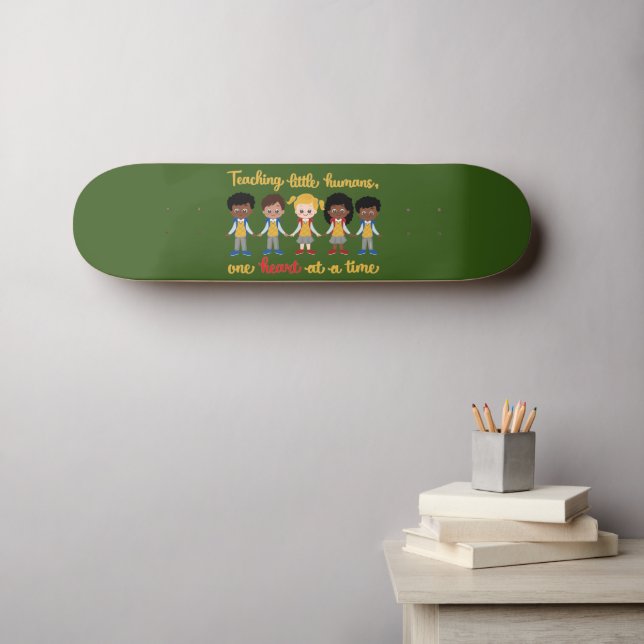 SKATEBOARD ENSEIGNER LES PETITS HUMAINS UN COEUR À LA FOIS (Art mural (Horz))