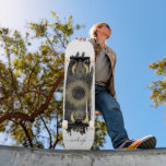 Skateboard Étoiles de soleil céleste personnalisées<br><div class="desc">Un soleil céleste éthérée de fausse feuille d'or,  la lune et les étoiles superposés sur un pinceau d'encre noire sur un arrière - plan blanc,  personnalisé avec votre nom dans un style script tendance. Unique en son genre.</div>