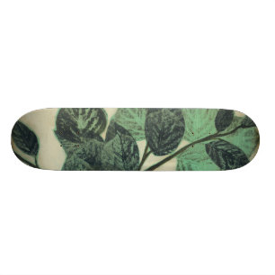 Skateboard Feuille et branches sur l'arrière - plan crème