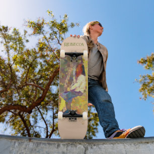 Skateboard Fille rêveuse sur mur Géométrie colorée abstraite