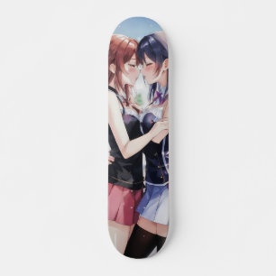 Skateboard Filles Anime Se Tenant L'Une L'Autre
