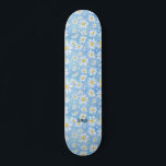 Skateboard Fleur Chamomile bleu & nom ou texte<br><div class="desc">Découvrez ce skateboard à motifs bleu fleur chamomille unique. Complétez avec votre nom ou votre texte.</div>
