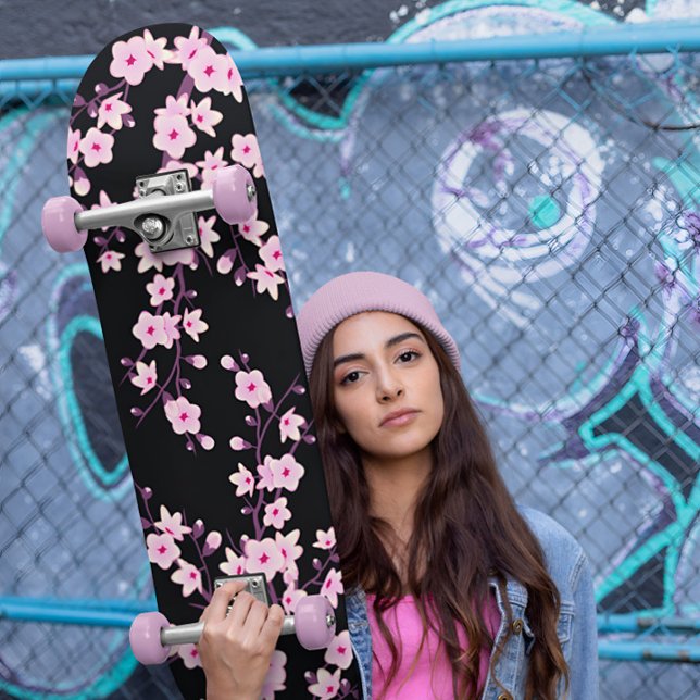 Skateboard Fleur de cerisier rose Fille noire (Créateur téléchargé)