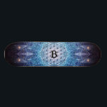 Skateboard Fleur de la vie/de cadeau spirituel personnalisé<br><div class="desc">La fleur univers saint de la vie/Blume de DES Lebens a personnalisé le cadeau spirituel. Personnalisez-la avec l'initiale/nom du destinataire ou customisez-la plus loin si vous aimez changer la police, la taille, et la couleur du texte aussi bien que déplacer le texte. Ou supprimez le texte si vous l'auriez plutôt...</div>