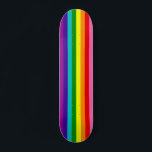 Skateboard Gilbert Baker Pride Drapeau Répéter Rainbow Stripe<br><div class="desc">couleurs de fierté d'origine avec rose inclus; motif à bande répétée; verticale</div>