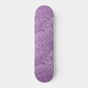 Skateboard gouttelettes d'eau violette