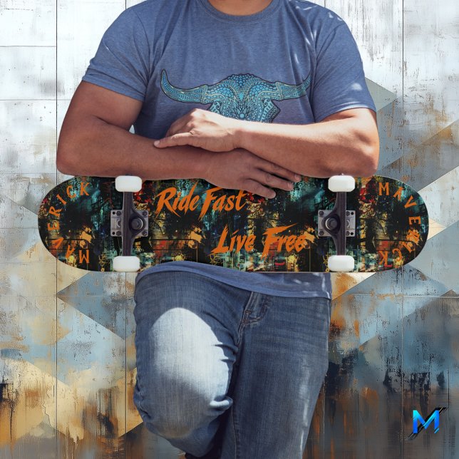 Skateboard Graffiti Urbain Audacieux & Trajet Orange Vitesse  (Créateur téléchargé)