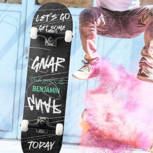 Skateboard Gras Urban Let’s Gnar Gnar Gnar Graffity
