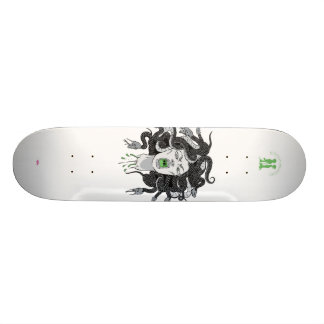 Skateboard Gris "Medusa"