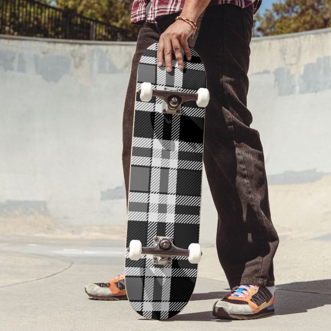 Skateboard Gris Noir Blanc Flanné Plaid Tartan Design (Créateur téléchargé)