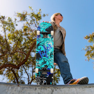 Skateboard Grunge floral en noir et bleu marque Dd