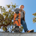 Skateboard Guitariste Musique Électrique Guitare Nom personna<br><div class="desc">Guitariste Musique Électrique Guitare Nom personnalisé Nom personnalisé Skateboard porte votre nom personnalisé en typographie moderne sur un arrière - plan orange, noir et blanc avec une personne jouant de la guitare électrique. Personnalisez en modifiant le texte dans la zone de texte fournie. Offrez un cadeau sur mesure, un skateboard...</div>